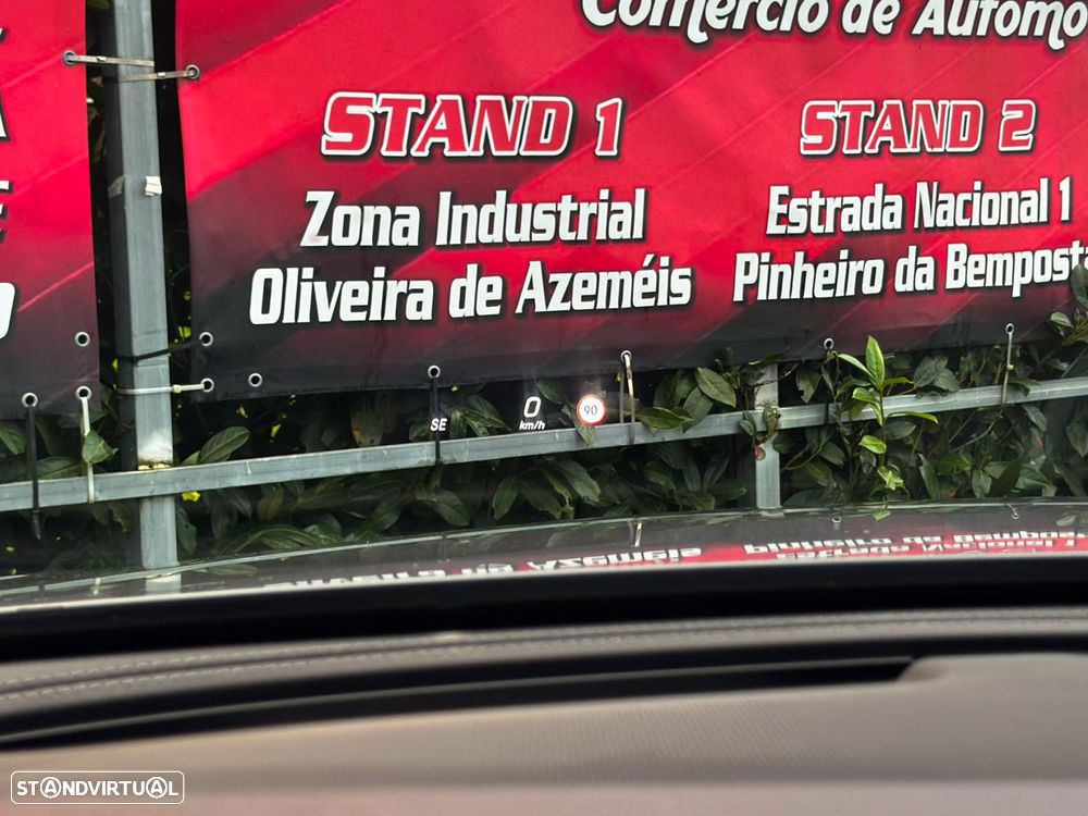 Mercedes-Benz E 220 d AMG Line - 19