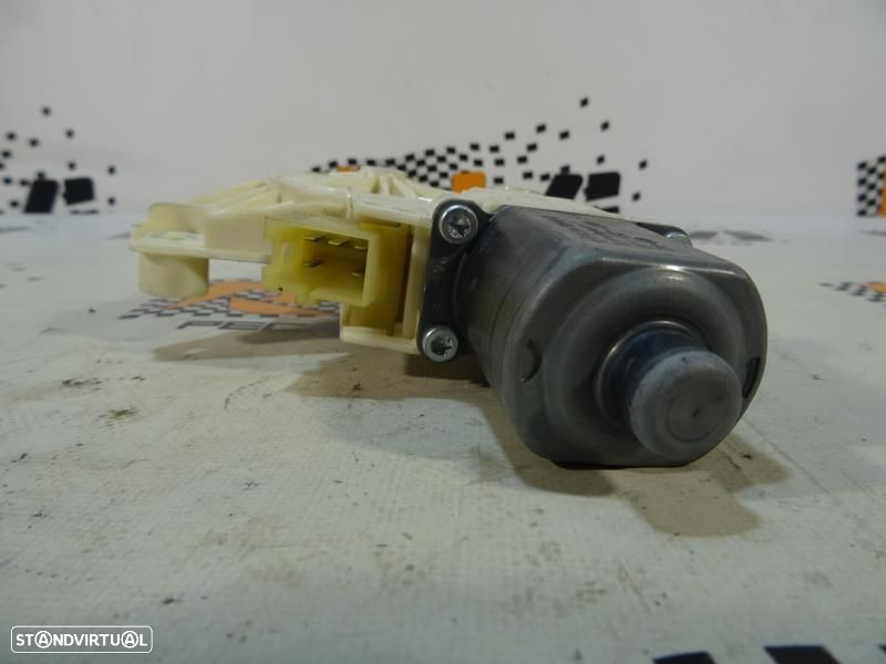 Motor Do Elevador De Vidro Frente Direito Mercedes-Benz C-Class (W204) - 6