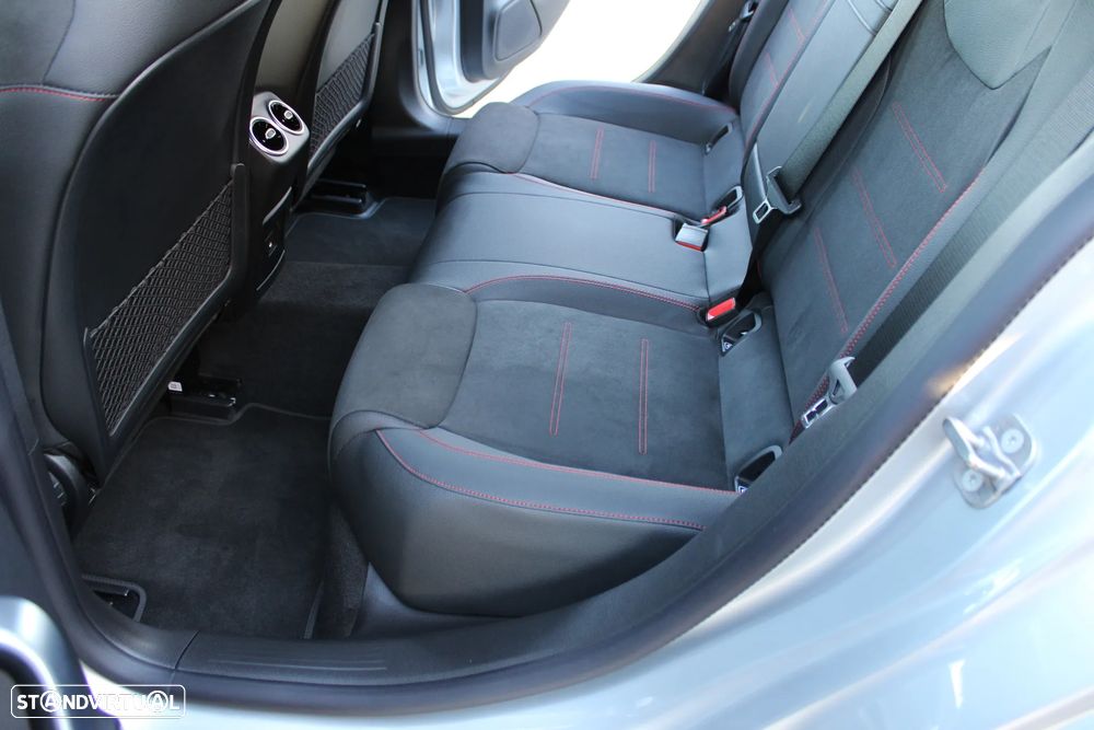 Mercedes-Benz CLA 200 7G-DCT AMG Line Advanced Plus - 45