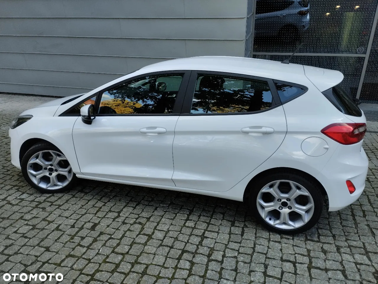 Ford Fiesta 1.1 S&S COOL&CONNECT - 11