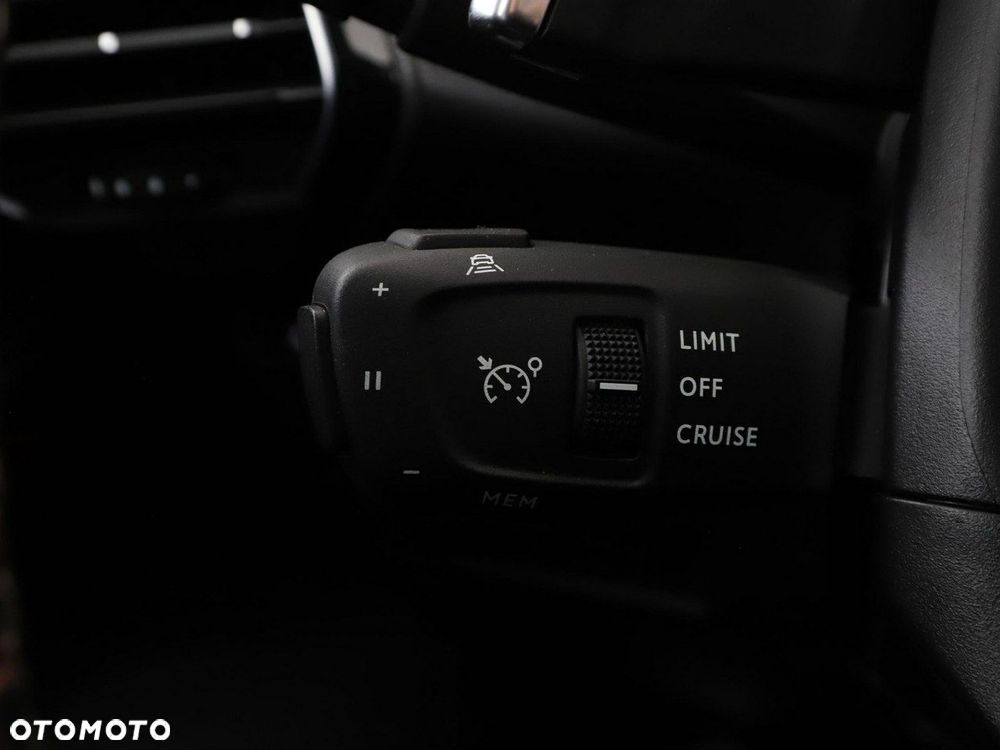 DS Automobiles DS 7 Crossback - 37