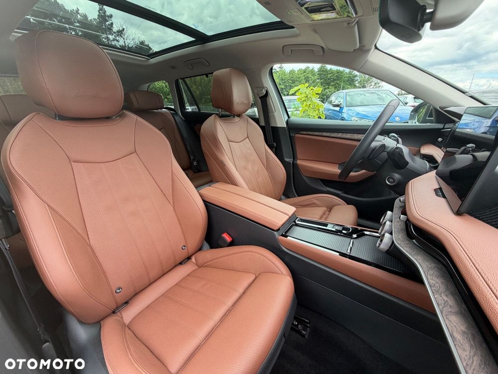 Skoda Superb 1.5 TSI Plug-in Hybrid L&K DSG - 11