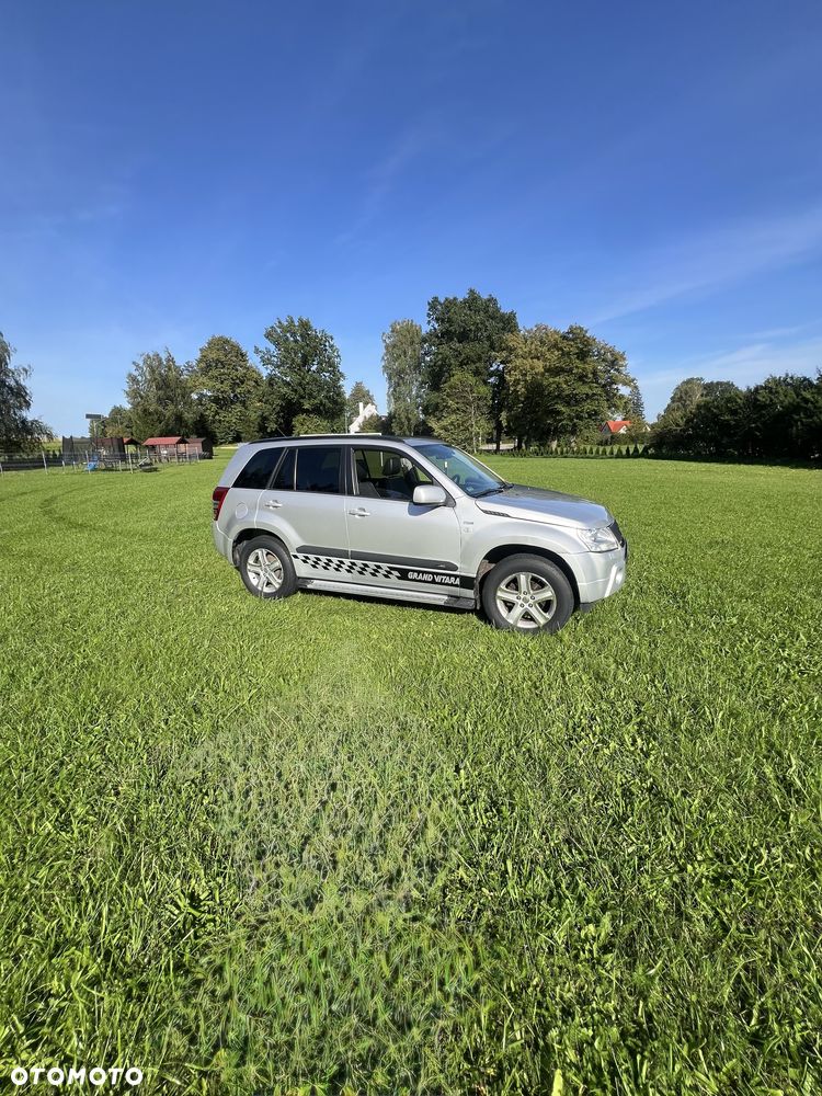 Suzuki Grand Vitara - 1