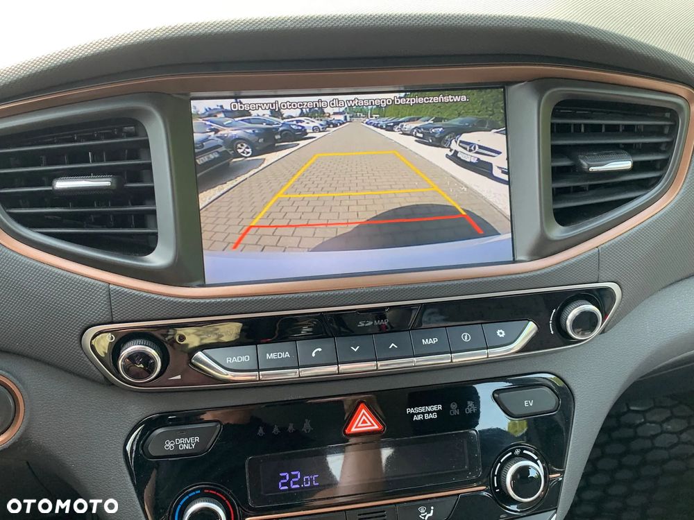 Hyundai IONIQ Style - 11