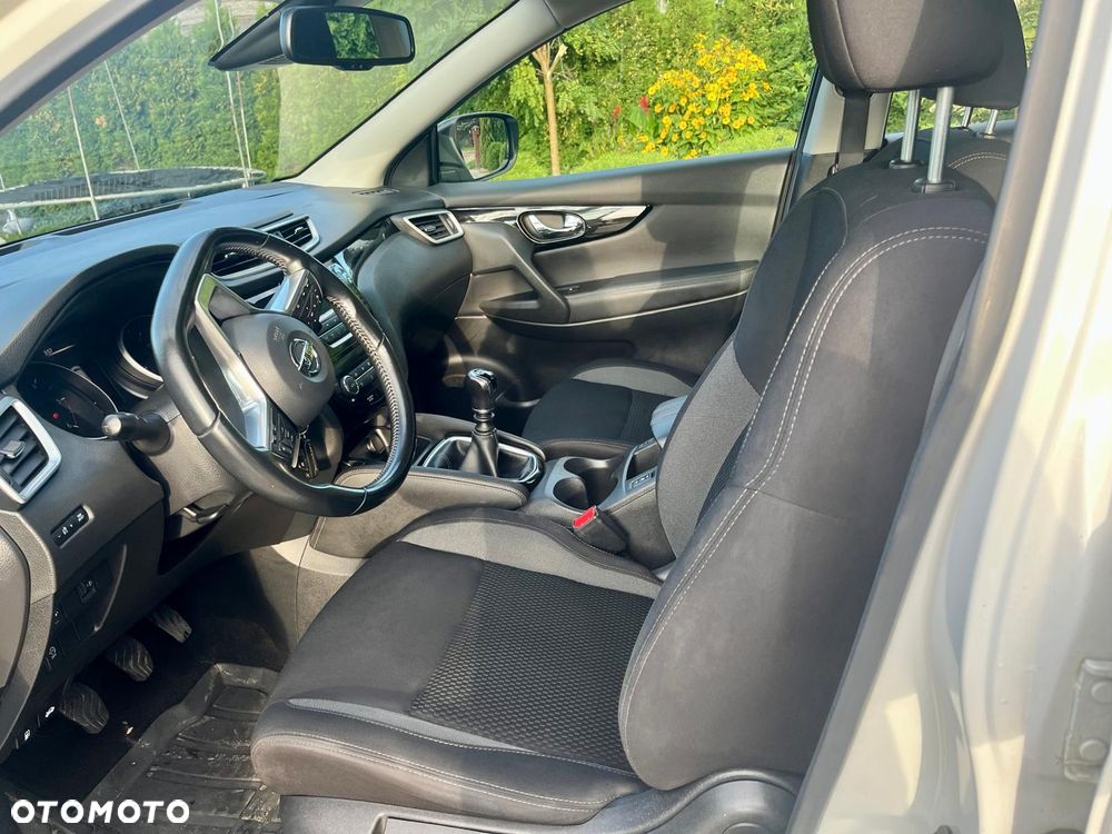 Nissan Qashqai - 13
