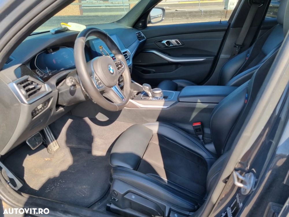 BMW Seria 3 330e Aut. M Sport - 3