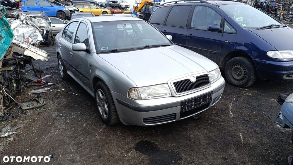 35953 Skoda octavia I lift model od 00-10 silnik 1.9 TDI ALH 90 km skrzynia EGR lakier LF7T - 1