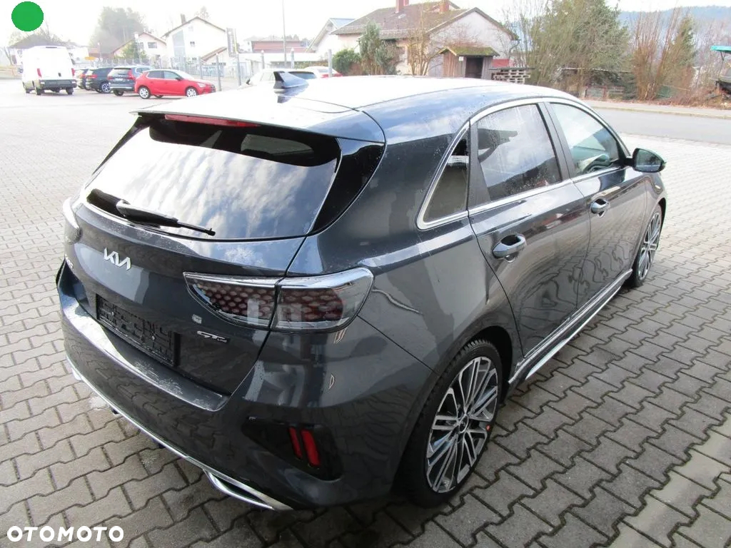 Kia Ceed 1.5 T-GDI GT-Line DCT - 32