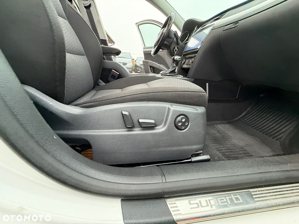Skoda Superb - 23