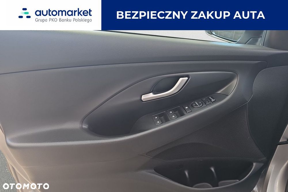 Hyundai i30 1.5 DPI Smart - 10