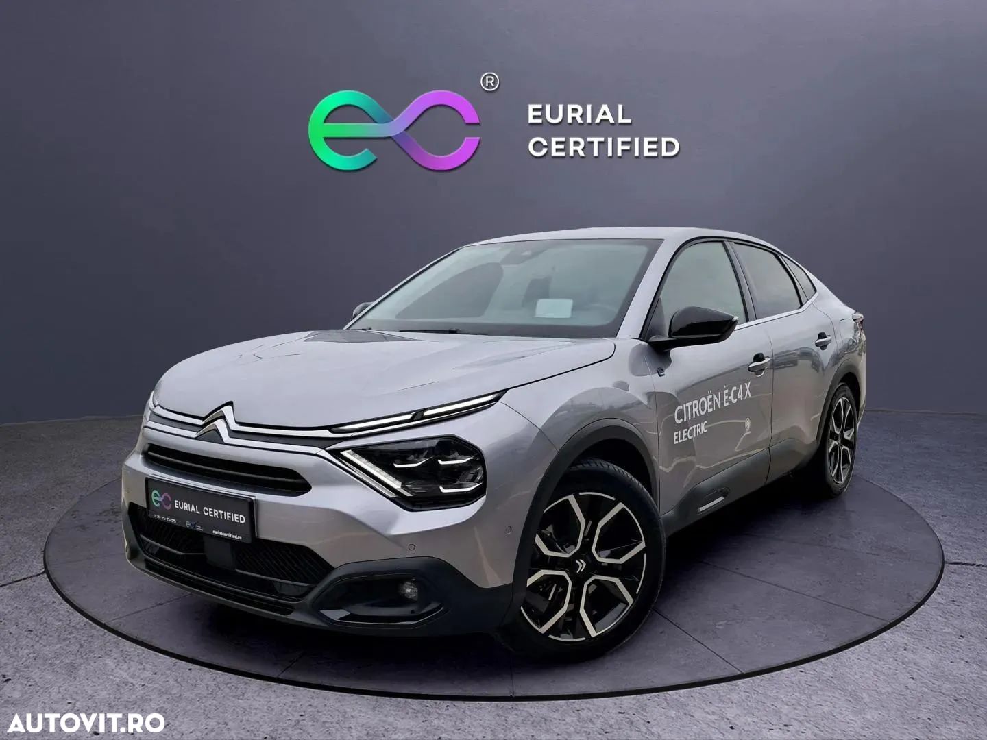 Citroën C4X E-C4 X Shine - 1
