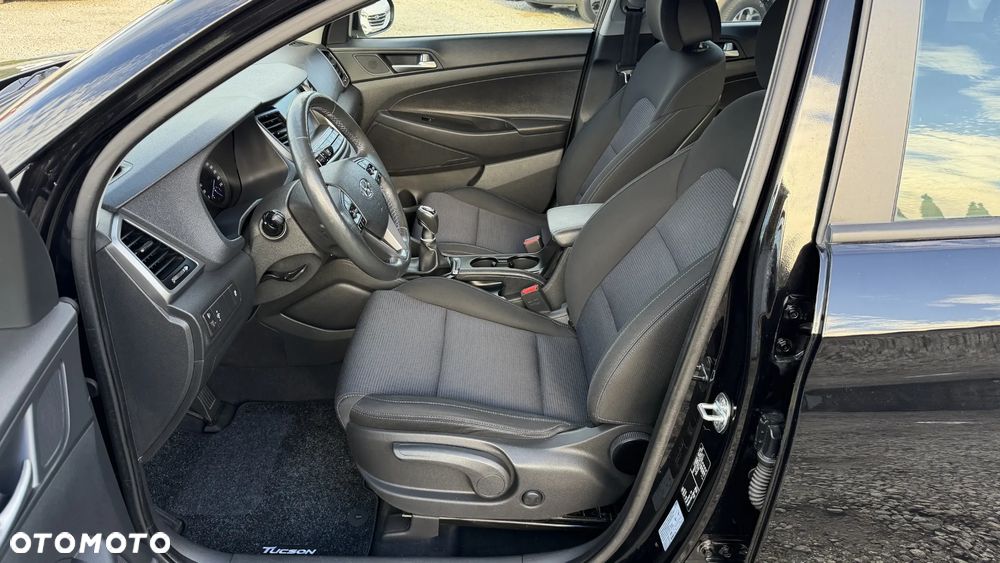 Hyundai Tucson 1.6 GDI BlueDrive Design 2WD - 28