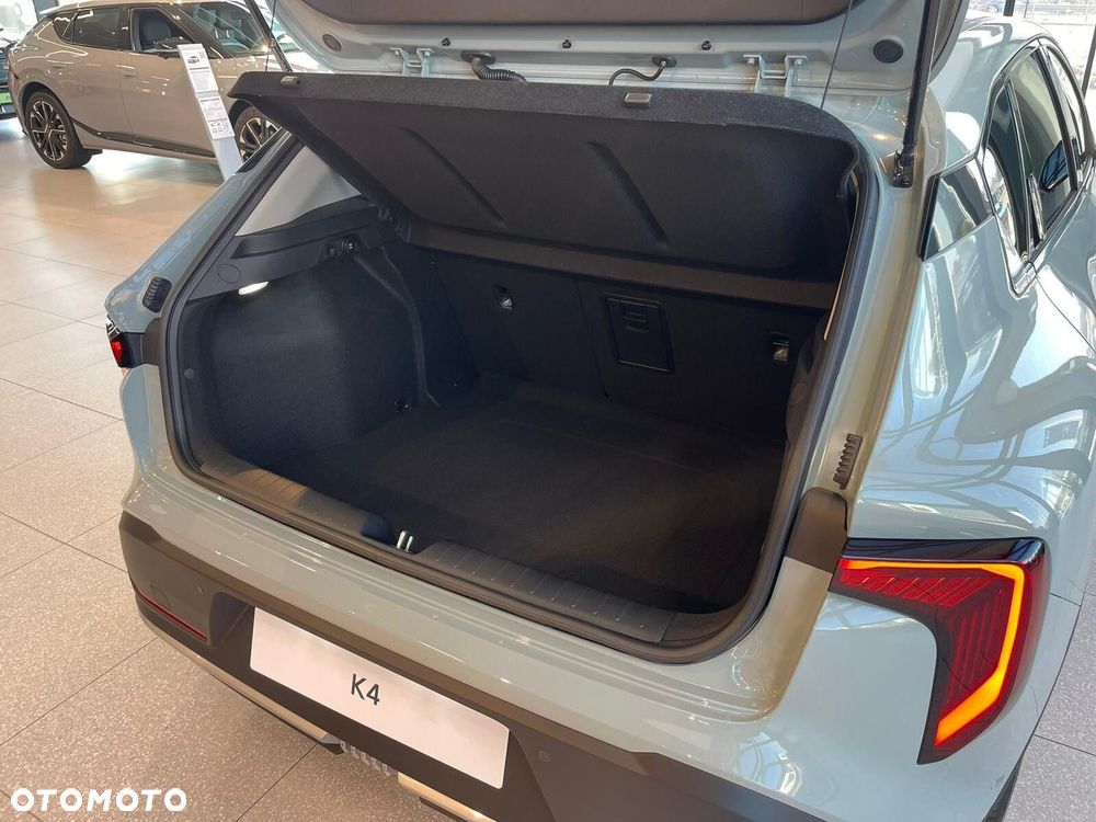 Kia K4 - 7