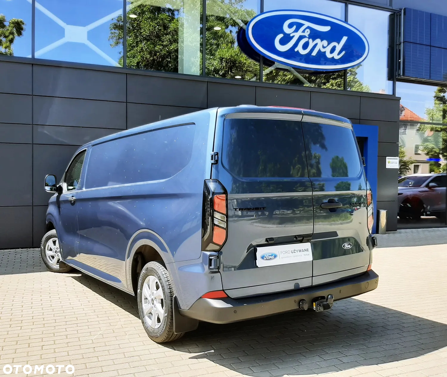 Ford Custom - 19