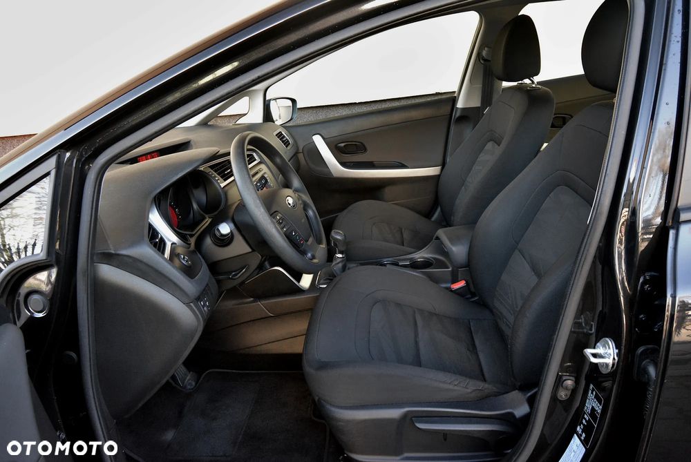 Kia Ceed 1.6 GDI Edition 7 - 17