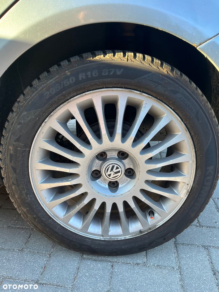 Volkswagen Polo 1.4 - 11