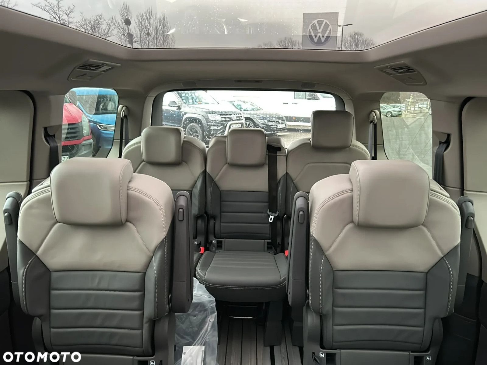 Volkswagen Multivan 2.0 TSI L2 Style DSG - 17
