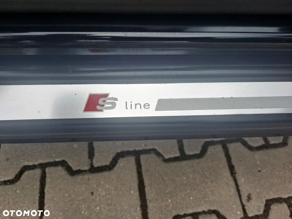 Audi A3 Cabrio 2.0 TDI DPF S tronic S Line Sportpaket - 32