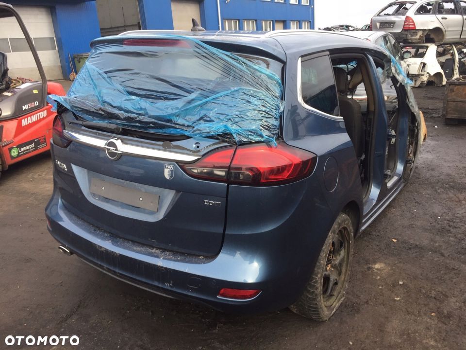 Zafira C Tourer dach - 3