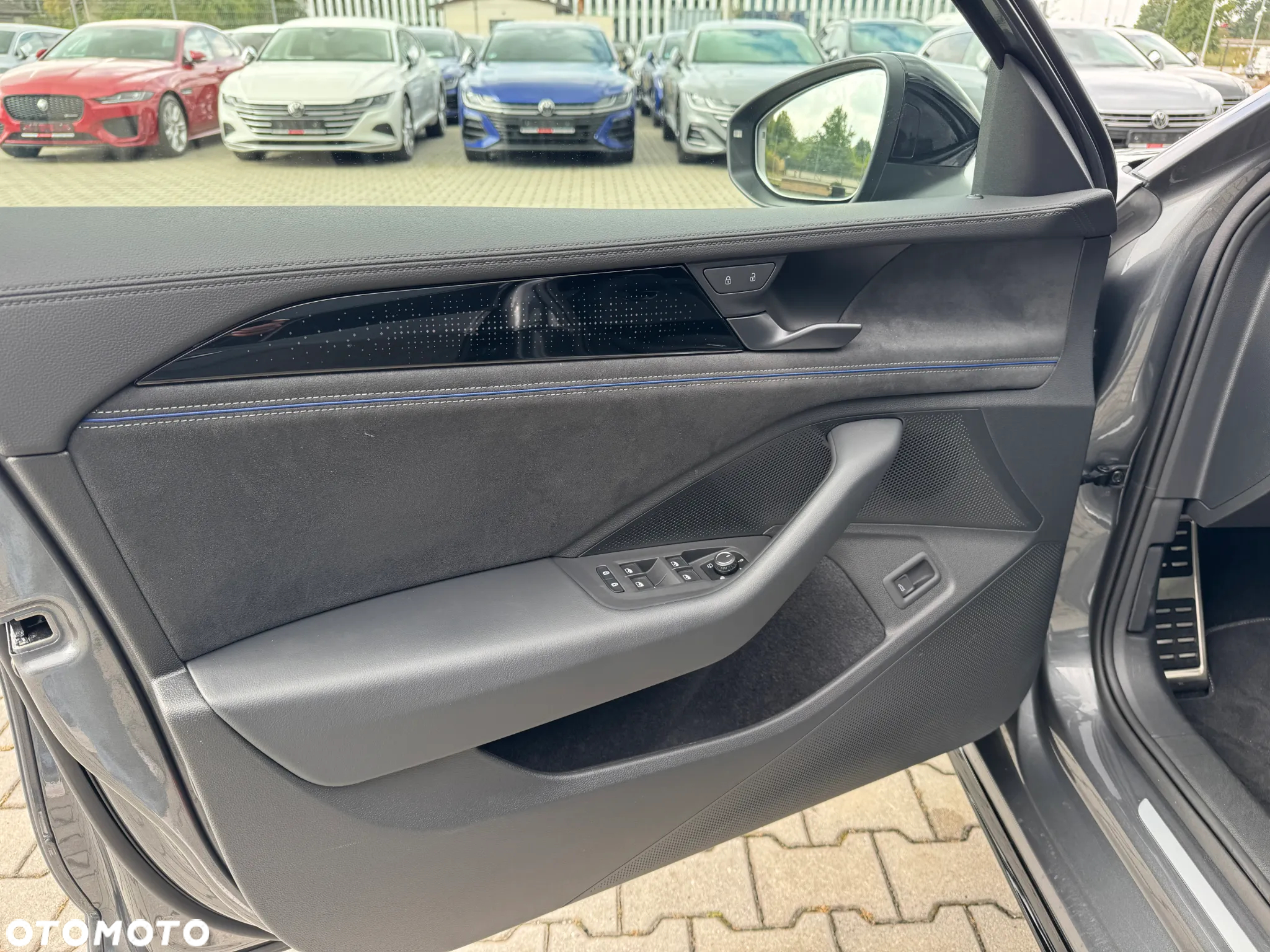 Volkswagen Passat 2.0 TDI SCR 4Mot R-Line Plus DSG - 18