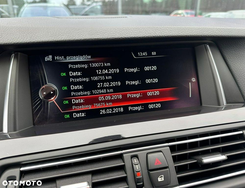 BMW Seria 5 525d xDrive - 31