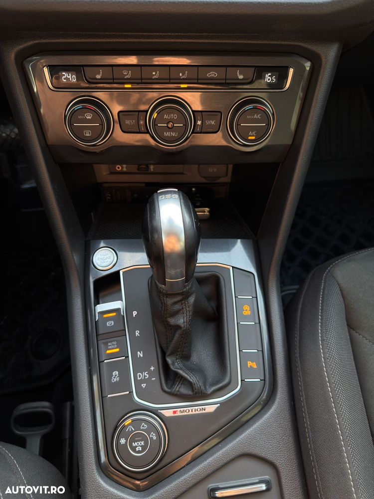 Volkswagen Tiguan 2.0 TDI SCR 4MOTION BlueMotion Technology DSG Lounge Sport & Style - 12