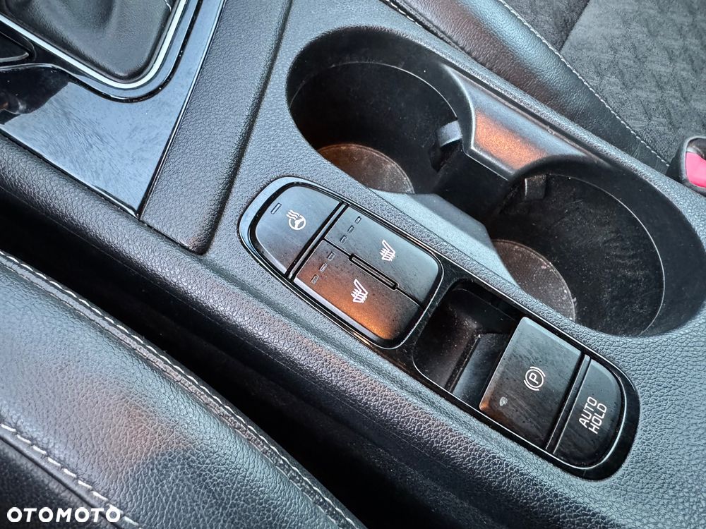 Kia Niro 1.6 GDI Hybrid L Business Line - 19