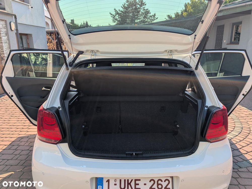 Volkswagen Polo 1.6 TDI DPF Highline - 23