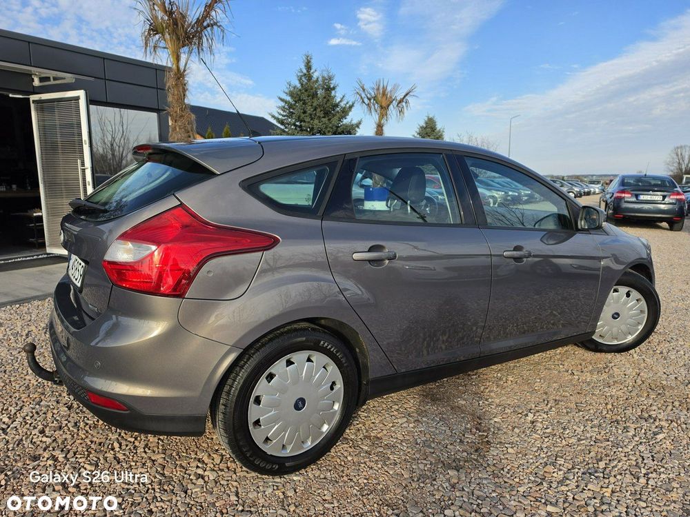 Ford Focus - 11