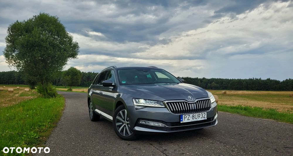 Skoda Superb 2.0 TDI SCR Style DSG - 2