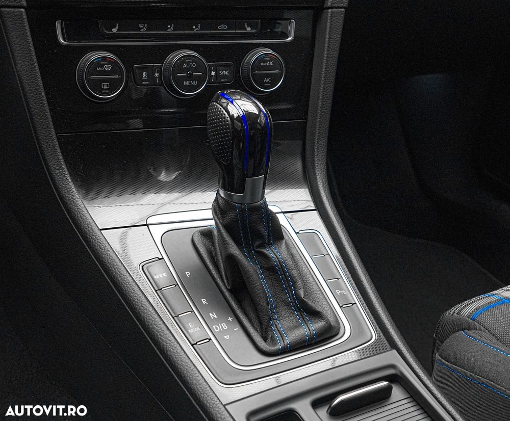 Volkswagen Golf 1.4 GTE Plug-In-Hybrid DSG - 20