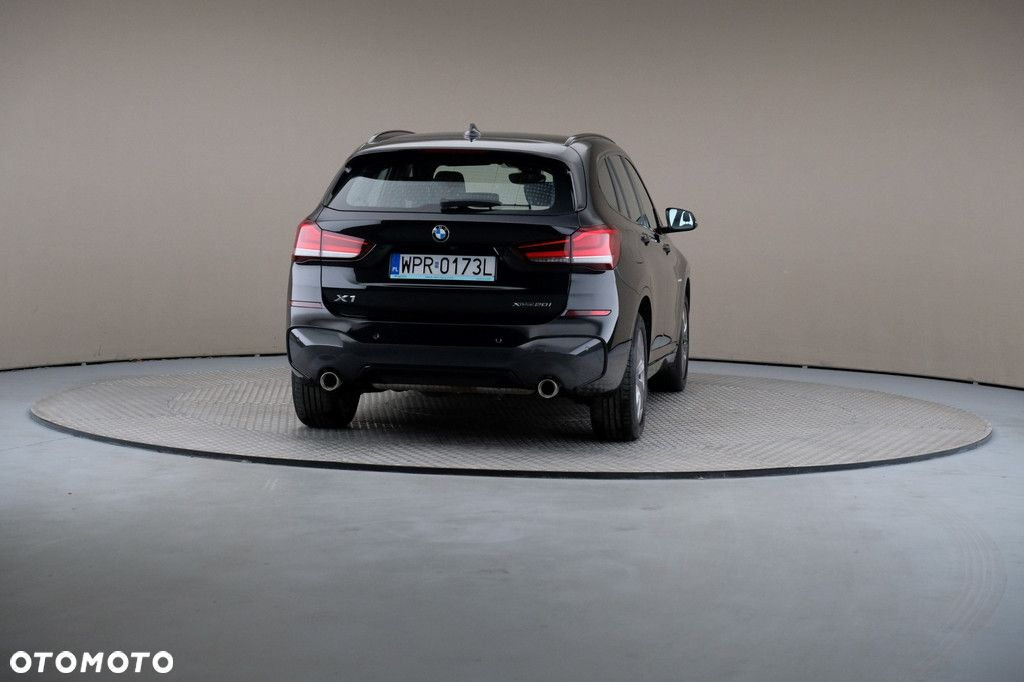 BMW X1 - 5