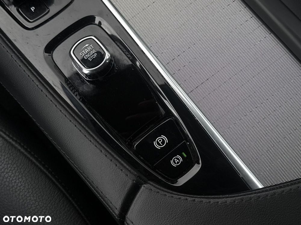 Volvo XC 90 - 19