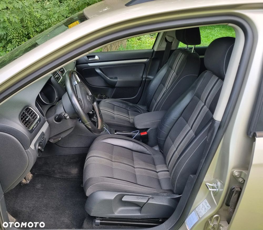 Volkswagen Golf 1.6 TDI Comfortline - 20