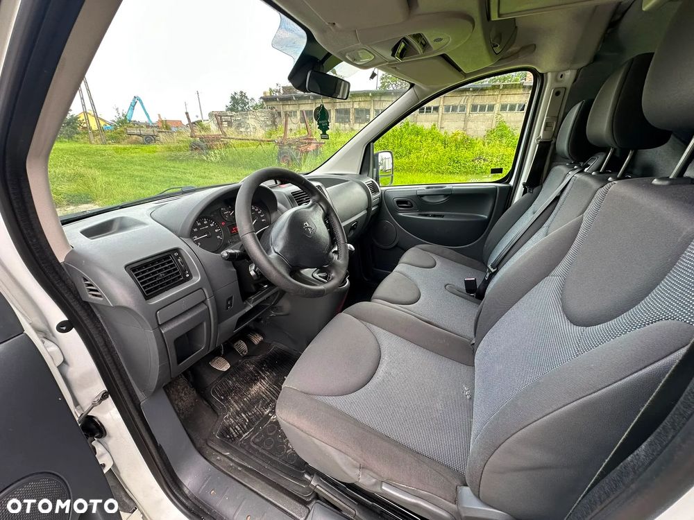 Peugeot EXPERT 2.0 HDi 128 kM manual, 2016 rok ORGINALNY- NISKI PRZEBIEG, HAK, paka jak NOWA, CZUJNIKI PARKOWANIA, STAN BDB! - 6
