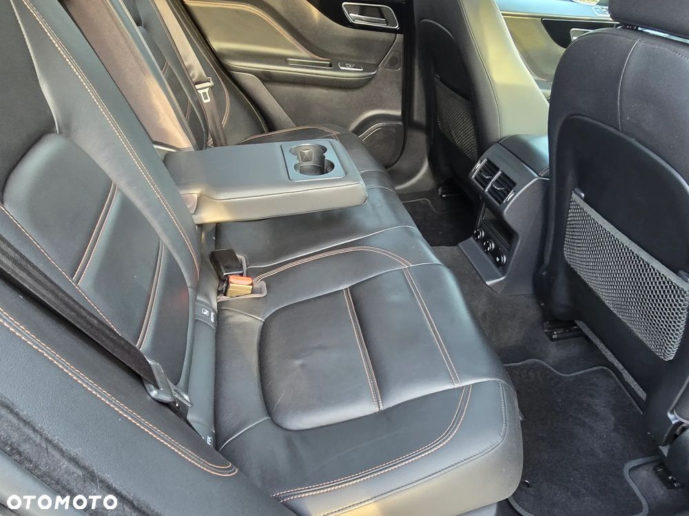 Jaguar F-Pace 30d AWD Prestige - 7