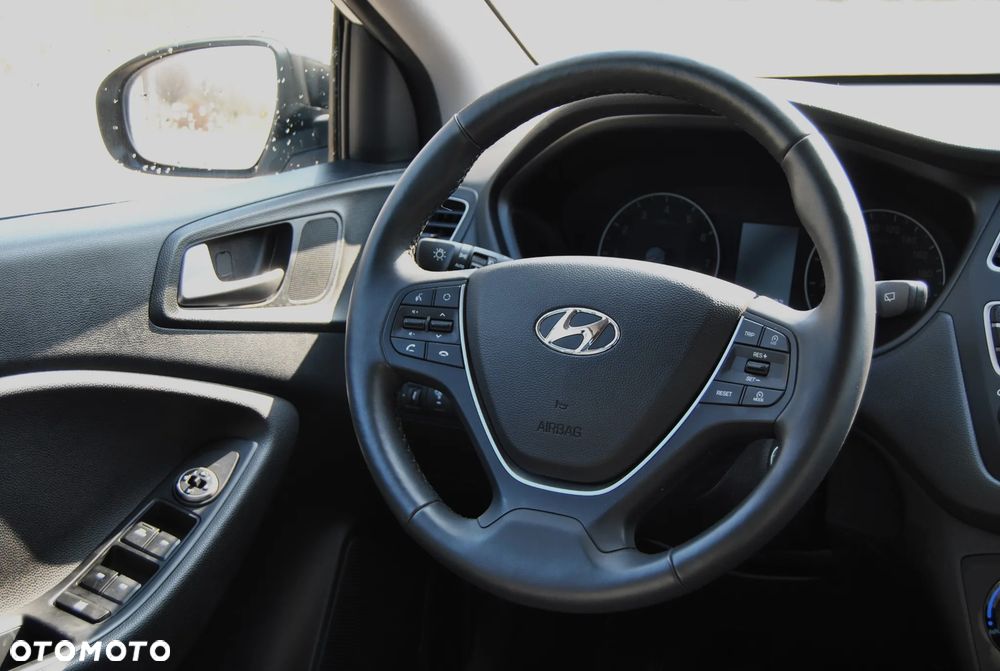 Hyundai i20 - 10