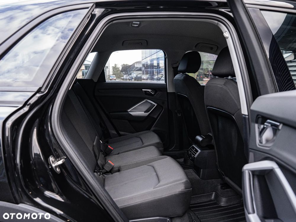 Audi Q3 35 TFSI S tronic - 25