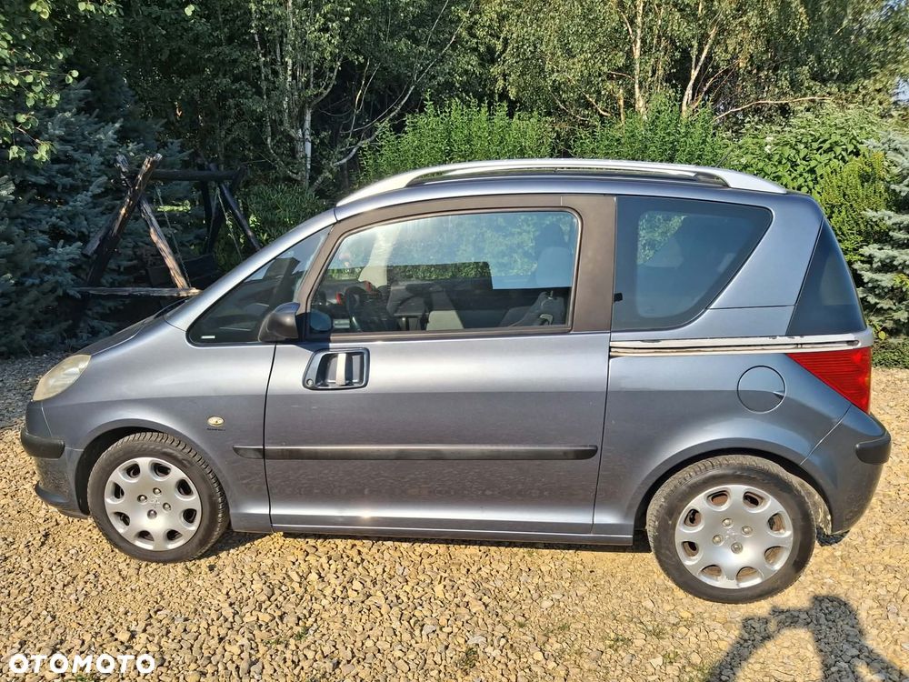 Peugeot 1007 1.4 Trendy - 6