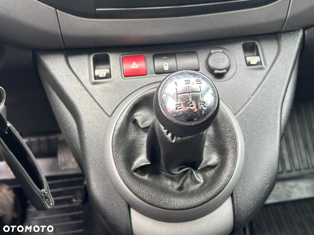 Peugeot Partner BlueHDi 100 Stop&Start Allure - 28