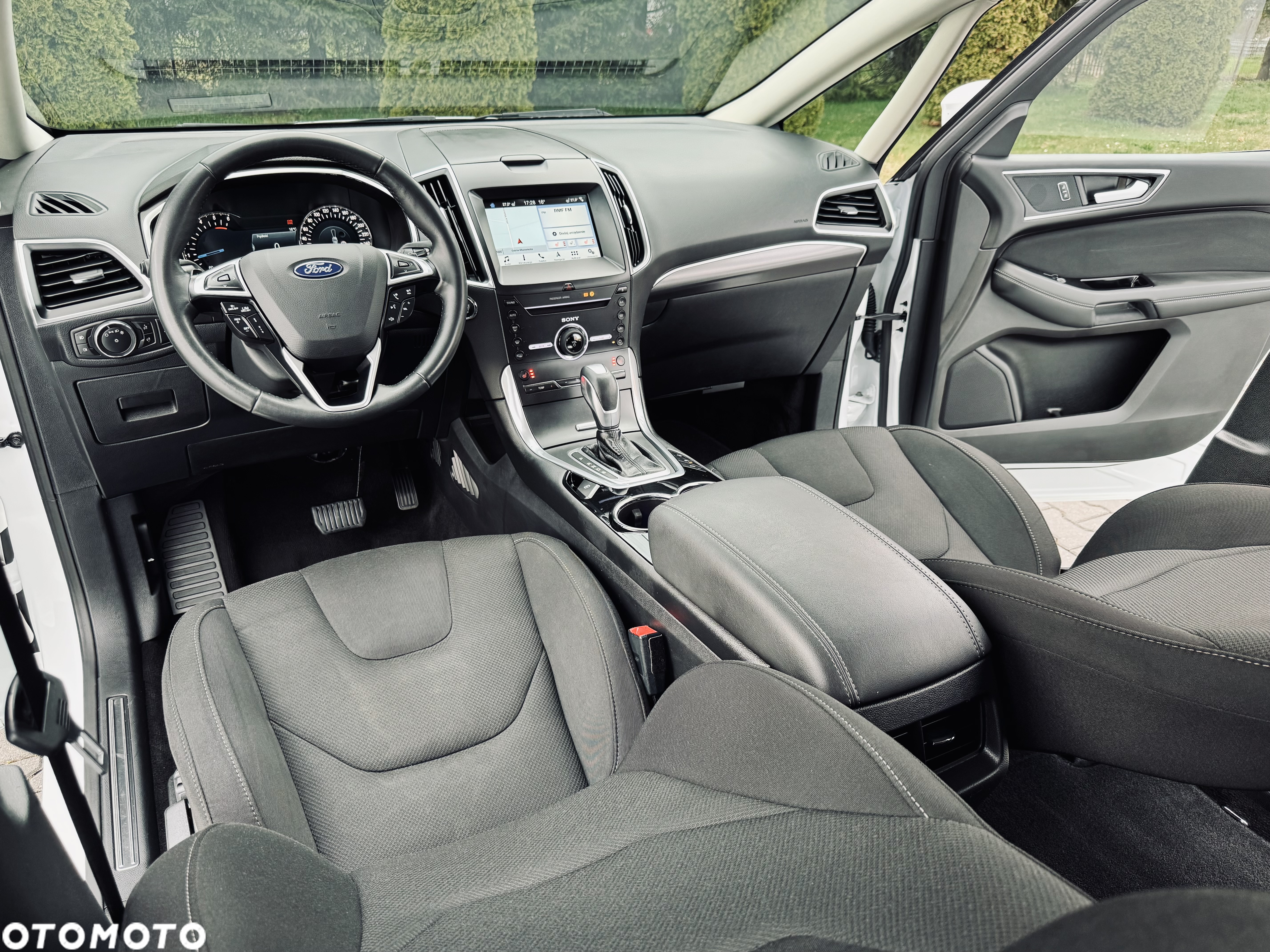 Ford S-Max 2.0 TDCi Titanium PowerShift - 22