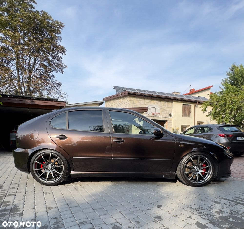 Seat Leon 1.8T Cupra R - 4