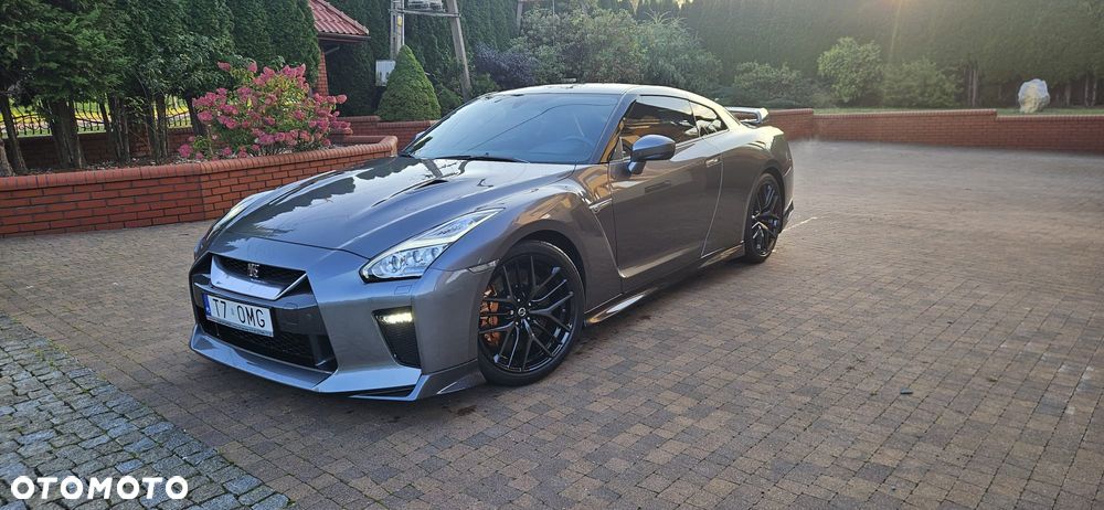 Nissan GT-R Black Edition - 3