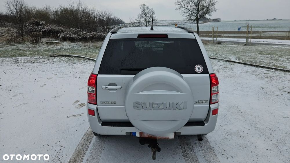 Suzuki Grand Vitara 1.9 DDiS Club DPF Family - 5
