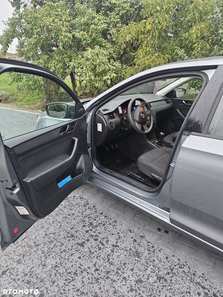 Skoda RAPID - 4