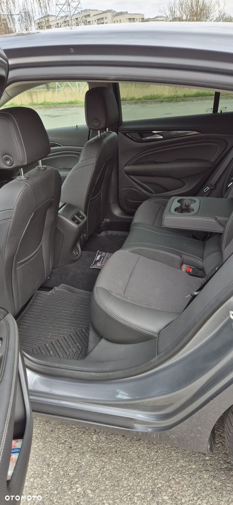 Opel Insignia 1.5 T Innovation S&S - 9