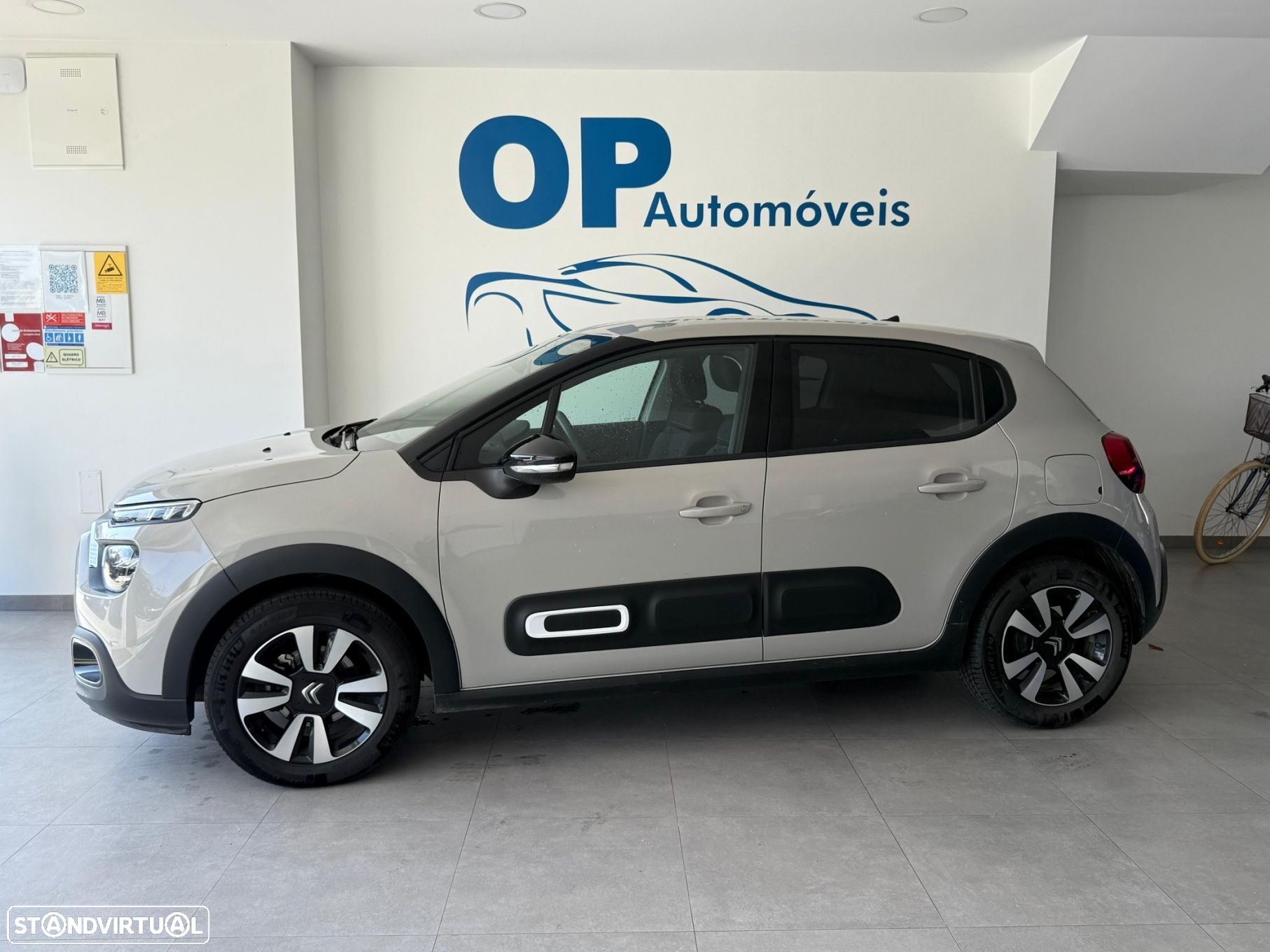 Citroën C3 1.2 PureTech Max - 2