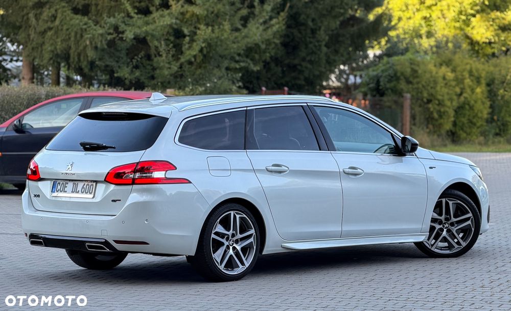 Peugeot 308 BlueHDi FAP 180 EAT8 Stop & Start GT - 19