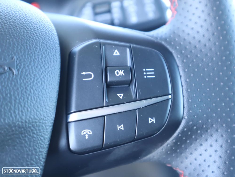 Ford Kuga 2.5 PHEV ST-Line X - 42