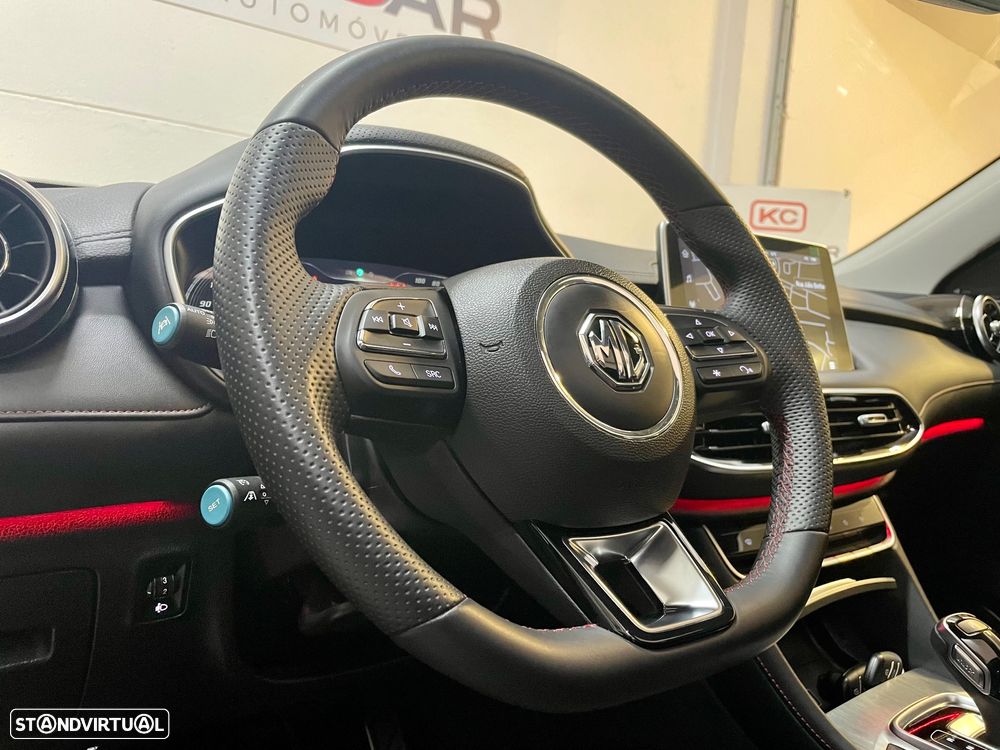 MG EHS 1.5 T-GDI Plug-in Hybrid Luxury - 22